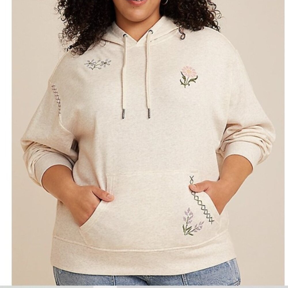 NWT Maurices Size 4x Cross Stitch Hoodie